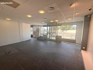 Local commercial 158 m² Avignon