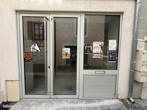 Location local commercial 45m2