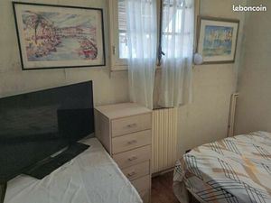 Petite chambre pres de tout a bruges