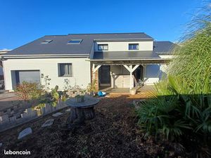 Maison 8 pièces 223 m²