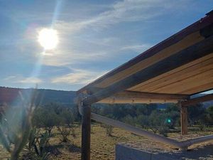 Terrain de loisir avec réserve d eau