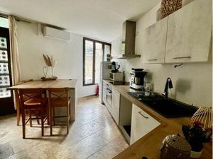 À louer très beau T2 au cœur de Pernes les fontaines