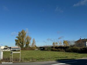 Terrain 2 202 m² – Zone Artisanale – Septfonds / Caussade