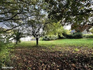 Terrain 687 m² Elven