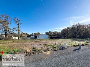 Terrain 334 m² SAINT URBAIN