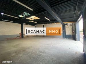 Local industriel 120 m²