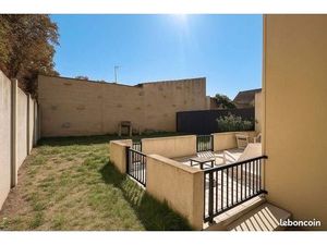 Maison rénovée avec jardin centre-ville