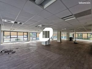 Bureaux 105 m²