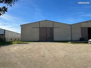 Local d'activité 1 000 m²