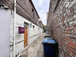 Immeuble 10 pièces 100 m²