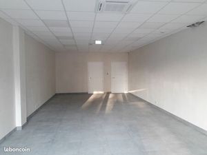 A louer local 60 m²  état neuf  Ergué-Quimper