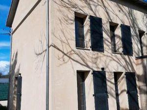 Maison mitoyenne avec jardin