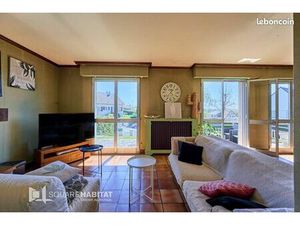 Pavillon 8 pièces 157 m²