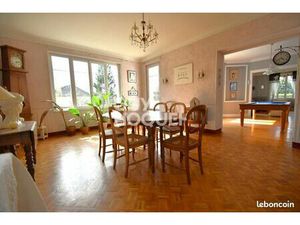 Propriété 11 pièces 250 m²