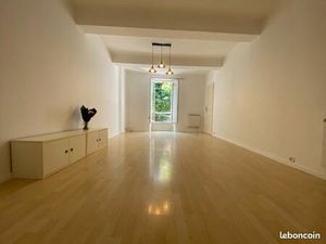 Appartement T3 70m2 + garage partagé