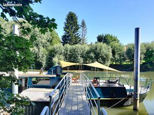Joli Bateau Logement