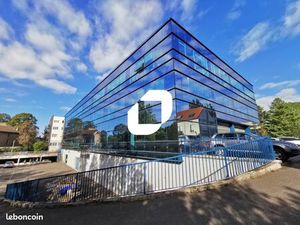 Bureaux 1 286 m²