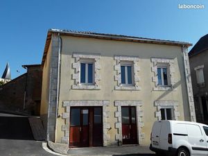 A vendre petit immeuble à Rochechouart