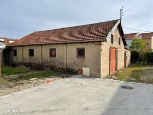 Bâtiment à Rénover en plein bourg