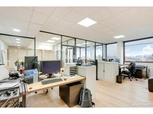 Bureaux 130 m²