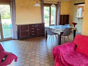 Maison meublee  dpe d  avec jardin