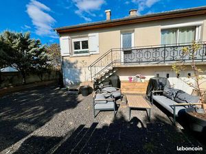 Maison familiale rénovée de 133 m² – Centre bourg de Fontaine-le-Comte