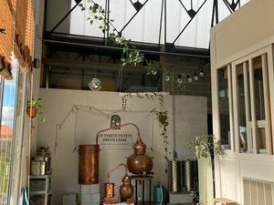 LOCAL LUMINEUX CENTRE CUGAND 54m2