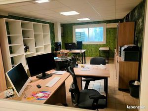 A louer local commercial bureau cabinet