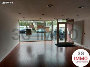 Local commercial 295 m²