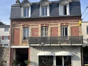 Local commercial 150 m²