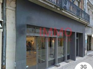 Local commercial 250 m²