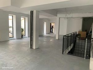 Local commercial 180 m² ST MANDE