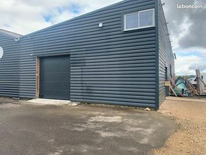 Local 90 m² BODILIS