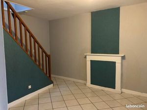 Maison 5p 3chb jardin dépendances cave