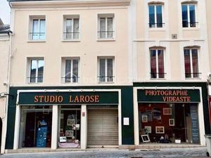 Local commercial 134 m²