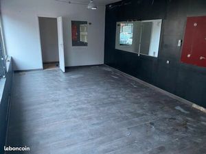 ◊ À LOUER – Local commercial 50 m² – 144 rue du Général de Gaulle  Le Houlme