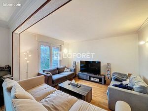 Immeuble 17 pièces 220 m²