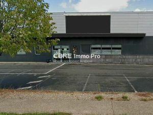 Local commercial 335 m²