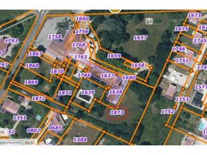 TERRAIN 2000 M2 MONTBETON