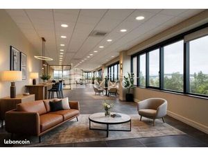 Bureaux 600 m²