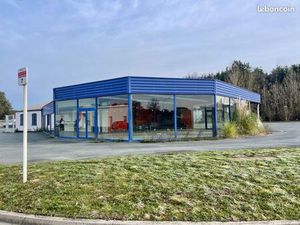 Local commercial à louer 1500 m²