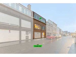 Spacieuse maison bel-étage prête à emménager  située dans u…