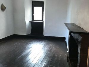 Maison en pierre centre  Bourg Eymoutiers