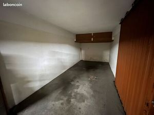 Vente de garage villeurbanne Gratte ciel