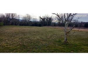 Terrain 1 500 m² Castres