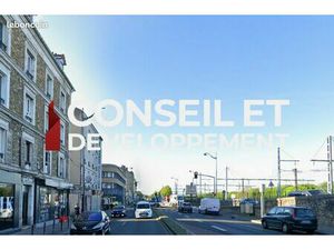 Boutique 42 m² VILLENEUVE ST GEORGES