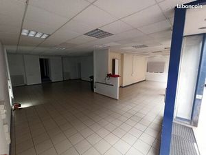 Local 130 m² Limoges