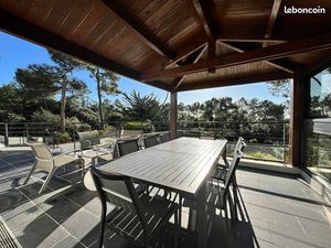 Propriété 5 pièces 164 m²