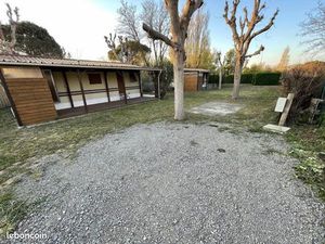 Terrain avec mobile homes