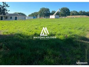 Terrain 709 m² Isle